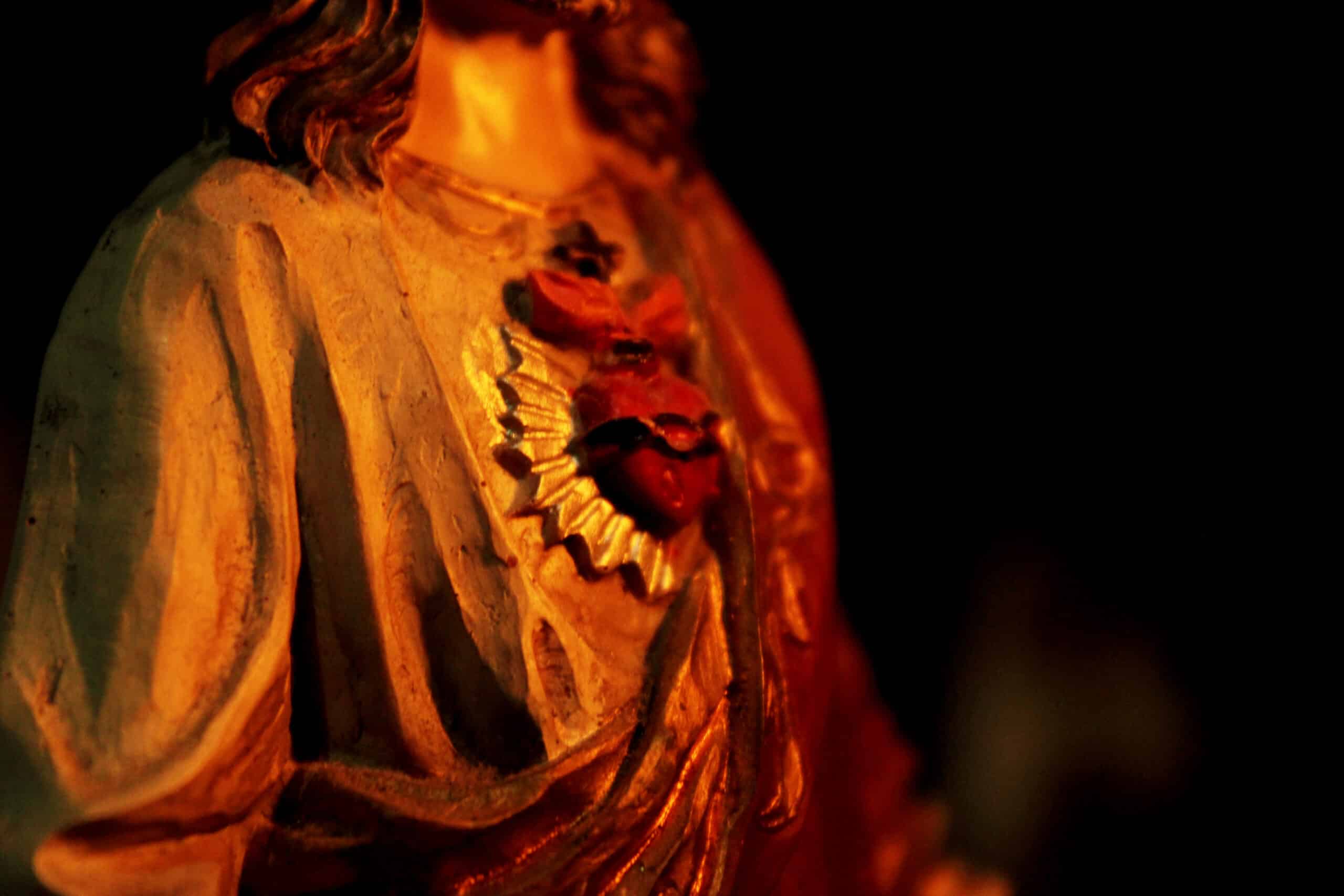 Image of the Sacred Heart of Jesus. Discover the Devotion and History of the Sacred Heart, and the Churches associated with it in the Catholic Mass Times app on your cell phone.