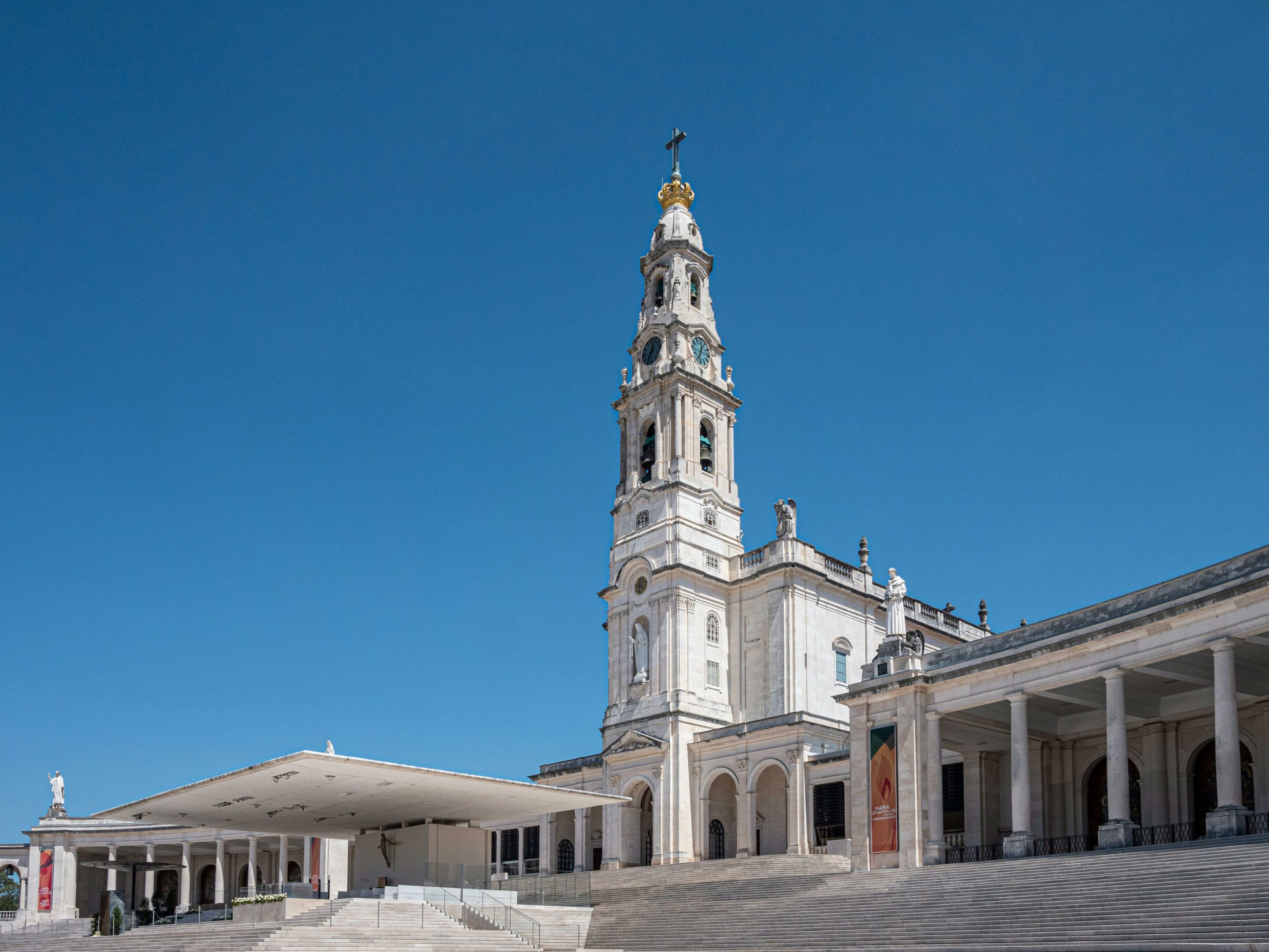 Explore St. Francis Xavier Church in New York, one of the top 10 Catholic churches in New York. Mass near me, Catholic Mass Times