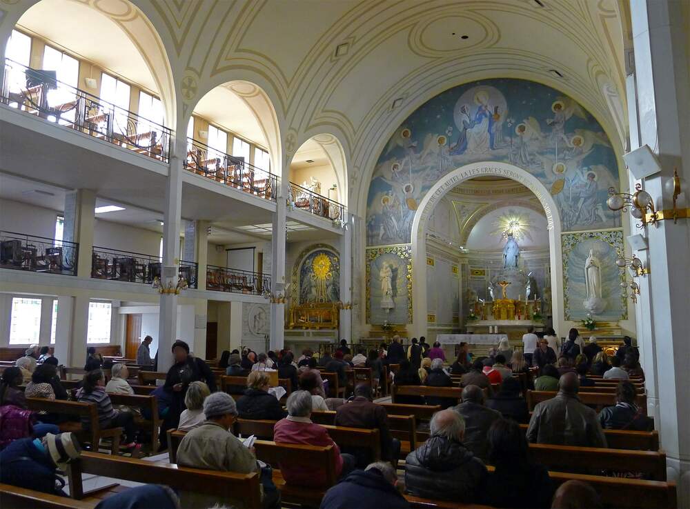 Church of the Miraculous Medal. Discover the 11 Amazing Catholic Churches in Paris.