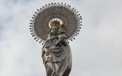 4 Amazing Facts About Our Lady of the Pillar