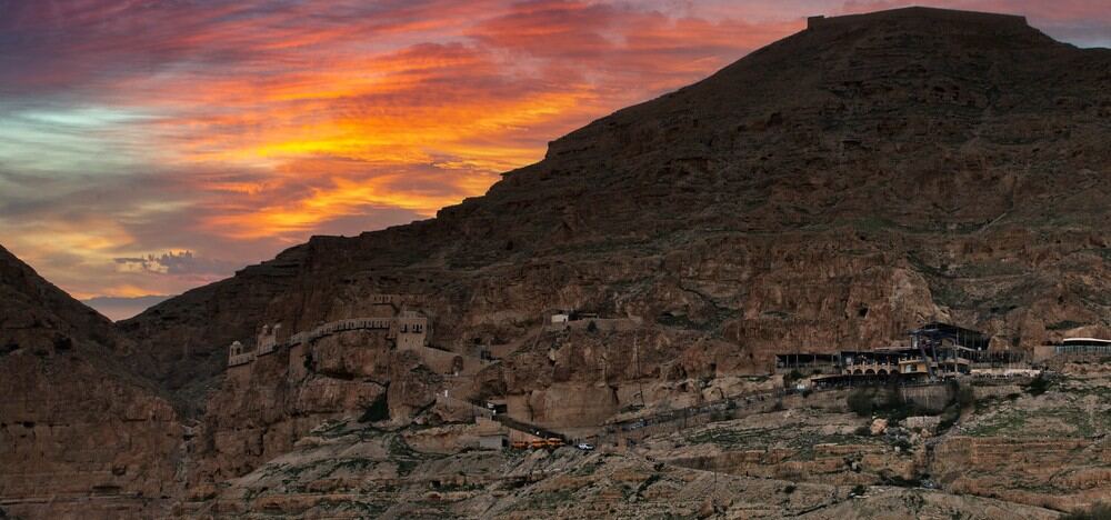 Tierra Prometida-Horarios de Misa