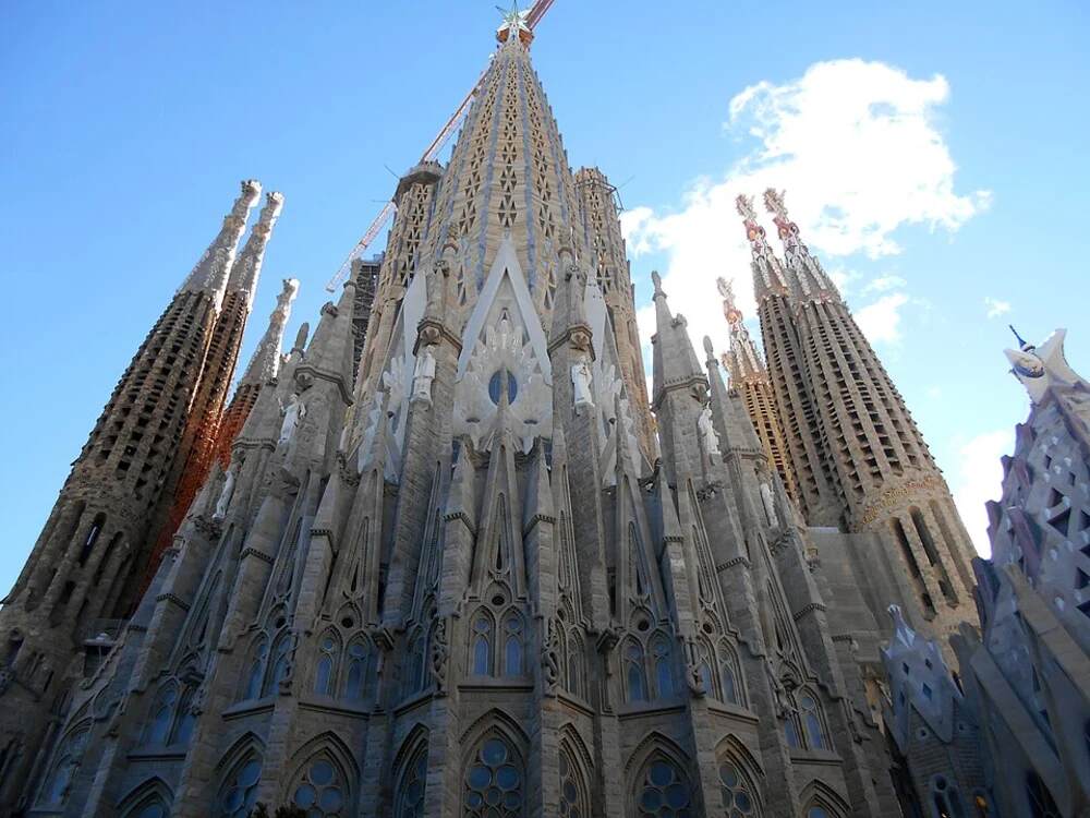 Sagrada Familia - Churches in Barcelona- Catholic Mass Times App