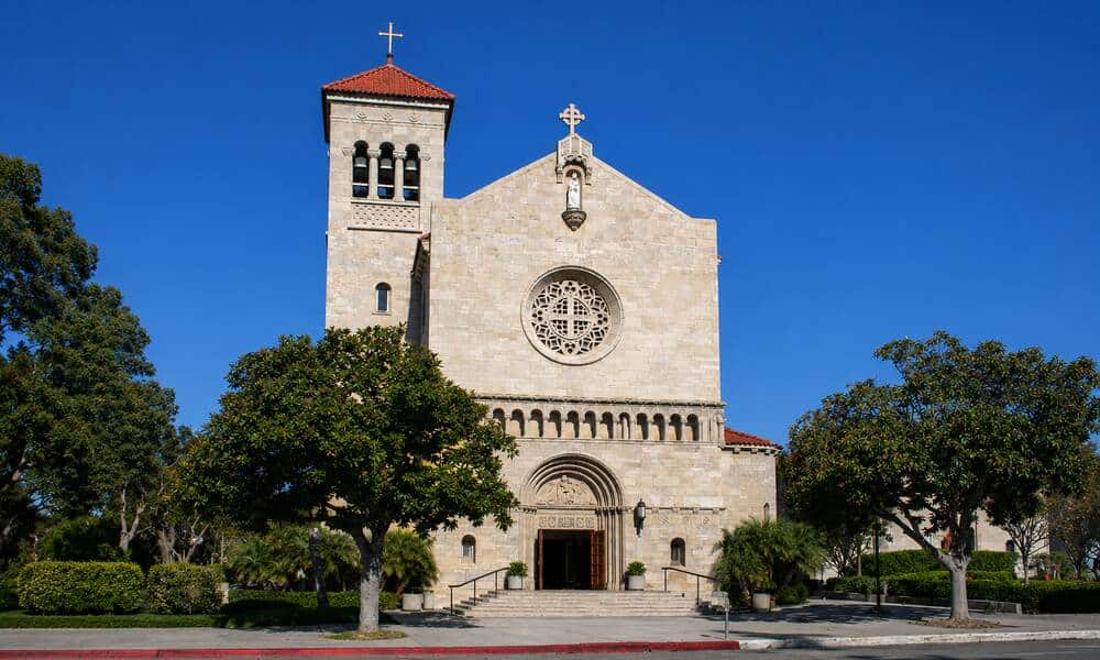 Where to Go to a Catholic Mass in Los Angeles?